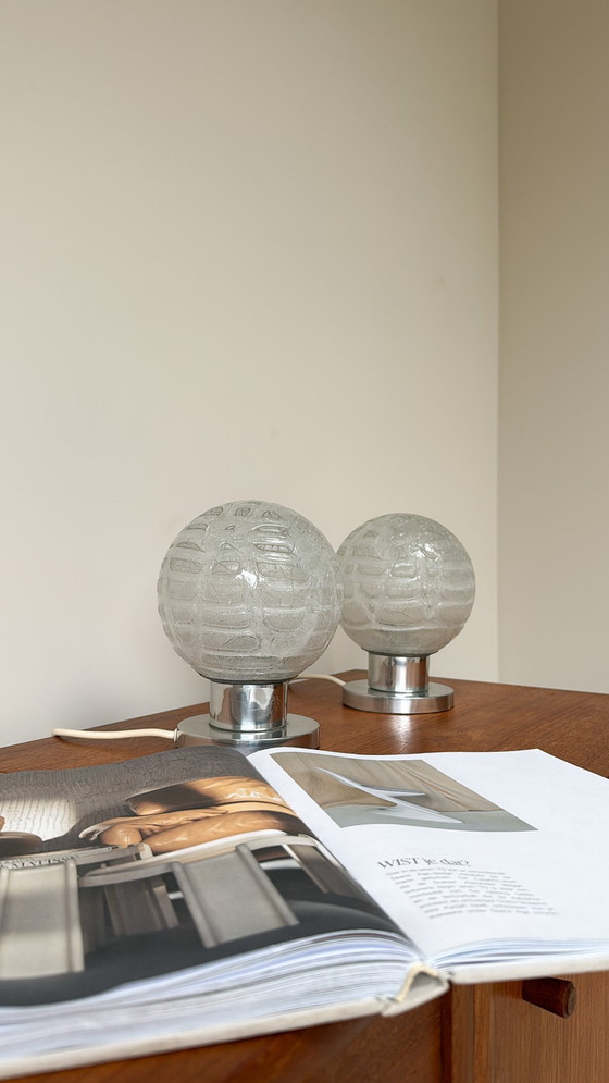 Image 1 of Lampade da tavolo spaziali cromate e in vetro di Doria Leuchten