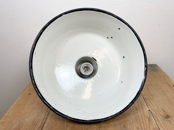 Image 1 of Lampe industrielle en émail gris avec abat-jour en fonte, années 1960