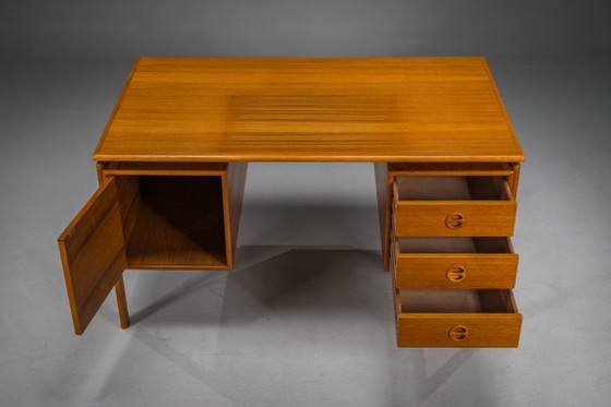 Image 1 of  Deens bureau van Arne Vodder voor GV Møbler, jaren 60