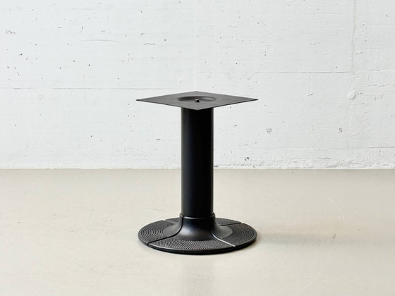 Image 1 of Mesa redonda de Gerd Lange para Thonet, década de 1980.