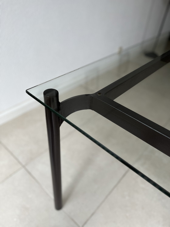 Image 1 of Mesa de comedor de cristal de diseño único con base de acero 218x87 cm