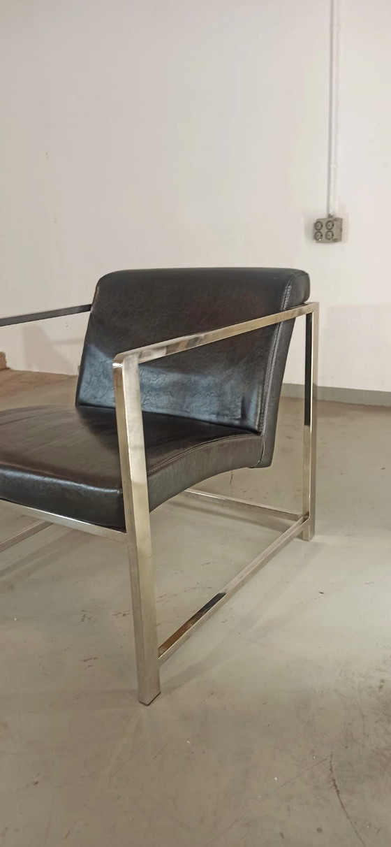 Image 1 of Set of 2 black leather and chrome easy chairs 