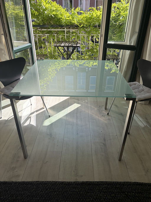 Design dining table Jean Nouvel 1-2 chez Cassina