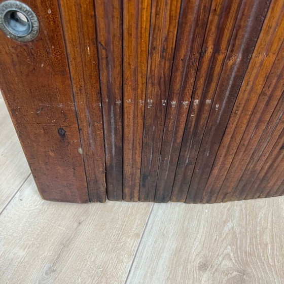 Image 1 of Paravento ondulato con doghe di pino, 1930