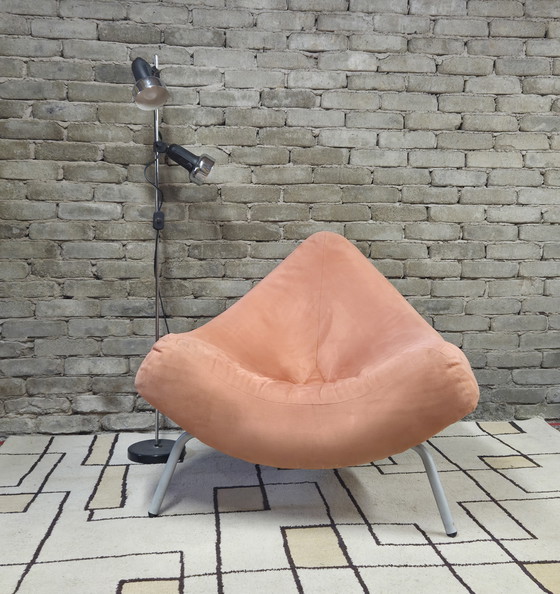 Image 1 of Vintage "Escapade" triangular armchair, cocoon design from the 70s