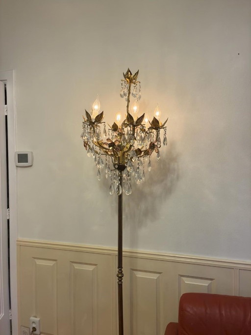 Elegante lámpara de pie de cristal