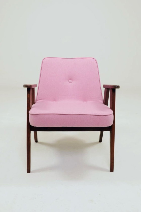 Image 1 of Roze fauteuil, vintage pastelkleurige wollen stof, eikenhout