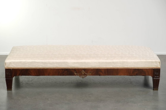 Beautiful antique French bench/window bench from the 19th century in Empire style with a silk seat with an (photo 4 of 12)