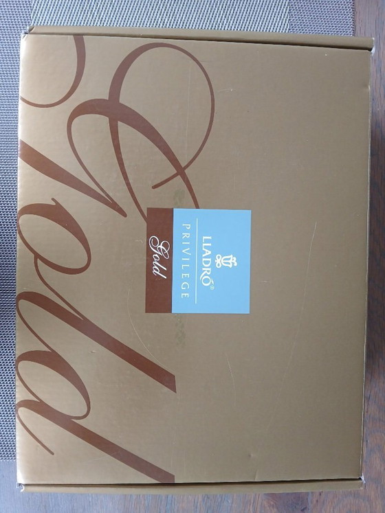 Image 1 of Lladro Privilege Gold Peper en Zout stel
