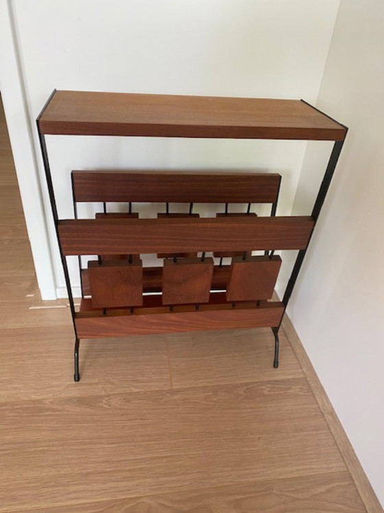 Image 1 of Scandinavisch design jaren 60 lectuurmand / bijzettafel teak