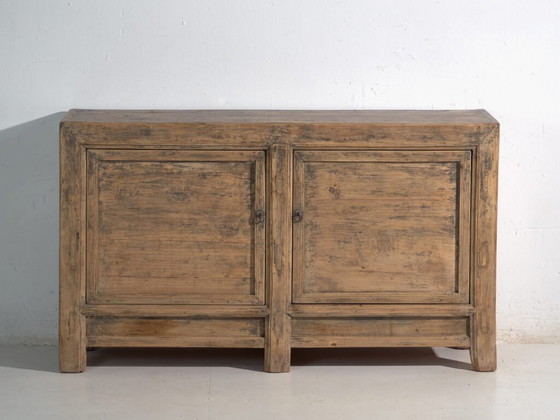 Antikes niedriges Sideboard aus Kiefernholz mit zwei Türen – China, ca. 1930 – Buffetschränke (photo 15 of 40)