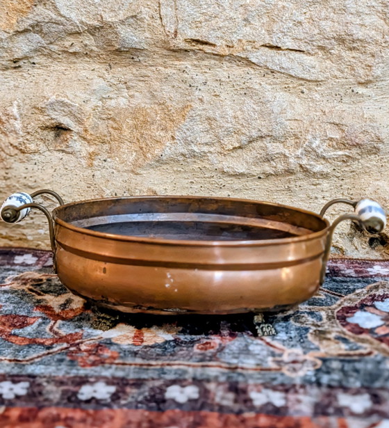 Image 1 of Delft porcelain lion's paw planter with handles, 35cm