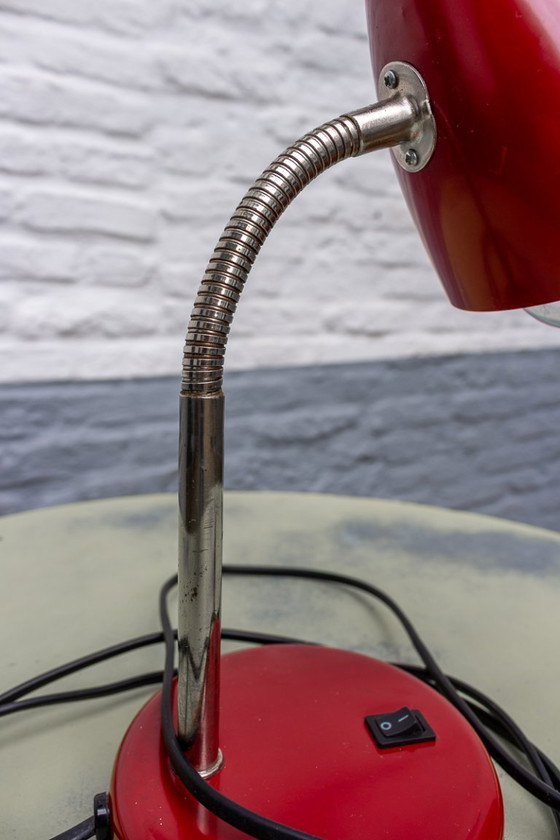 Image 1 of Retro-Schreibtischlampe in Dunkelrot, inspiriert vom Weltraumzeitalter / Massive