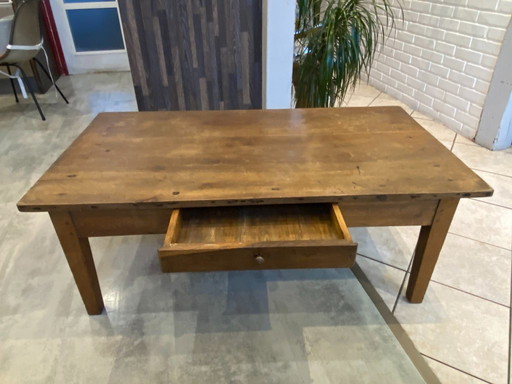 Tavolino rustico da caffè in rovere massello con 1 cassetto, circa 1930