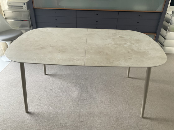 Image 1 of Kingston uitschuifbare eetkamertafel  van 160cm / 230 cm in Keramiek