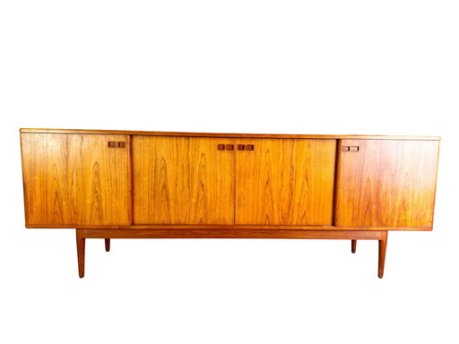 Christian Linneberg sideboard