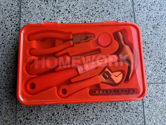 Image 1 of Set di 17 strumenti per i compiti IKEA MARKERAD di Virgil Abloh - Nuovo