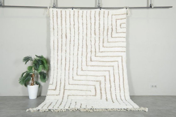 Image 1 of Handwoven white Berber rug, size 150/250 cm