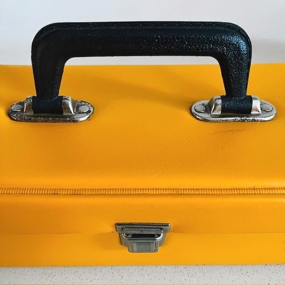 Image 1 of Custodia per cassette retrò vintage giallo ocra anni '70