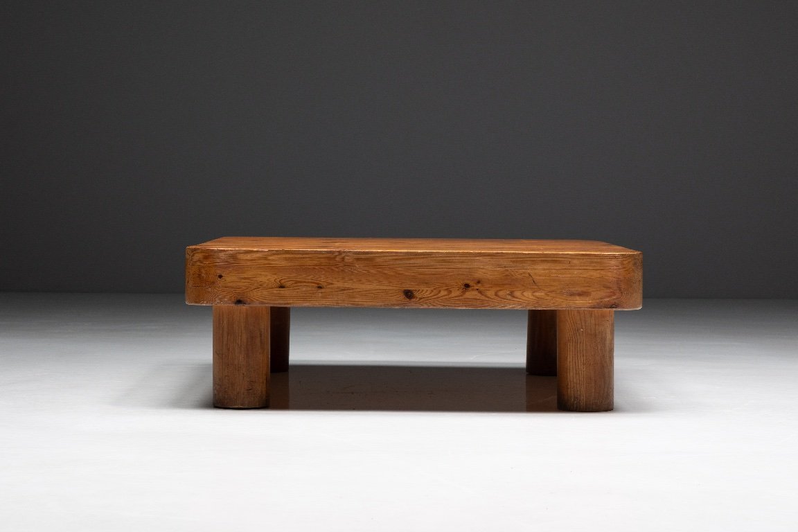 フランス ビンテージ Brutalist Pedestal Low Table Brutalist Pine Low Coffee Table, France, 1960s | €4,400 | Whoppah