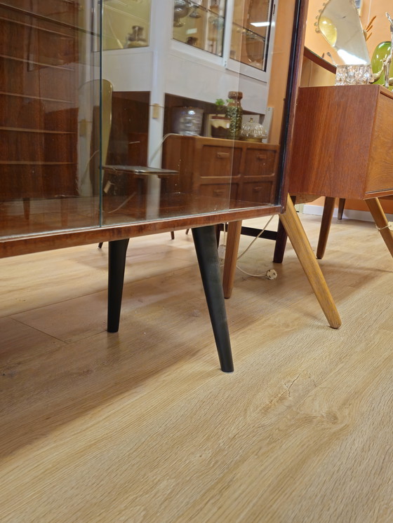 Image 1 of Vetrina vintage con ripiani in vetro