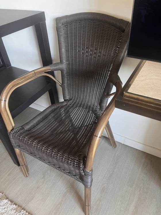 Image 1 of Bistrostoel