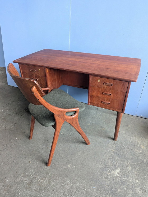 Bureau autoportant danois en teck Mid-Century, années 1960 – Bureaux, Wood (photo 2 of 13)