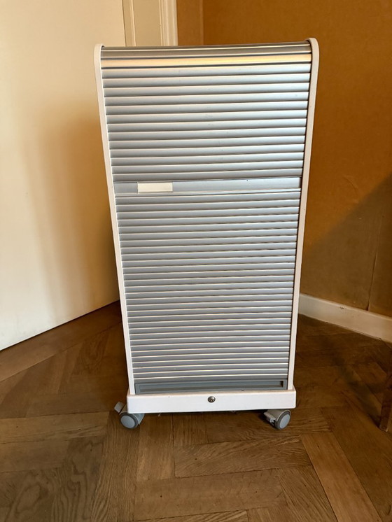 Image 1 of 2x Vitra Follow Me 2 Rollcontainer – Designklassiker in gutem Zustand