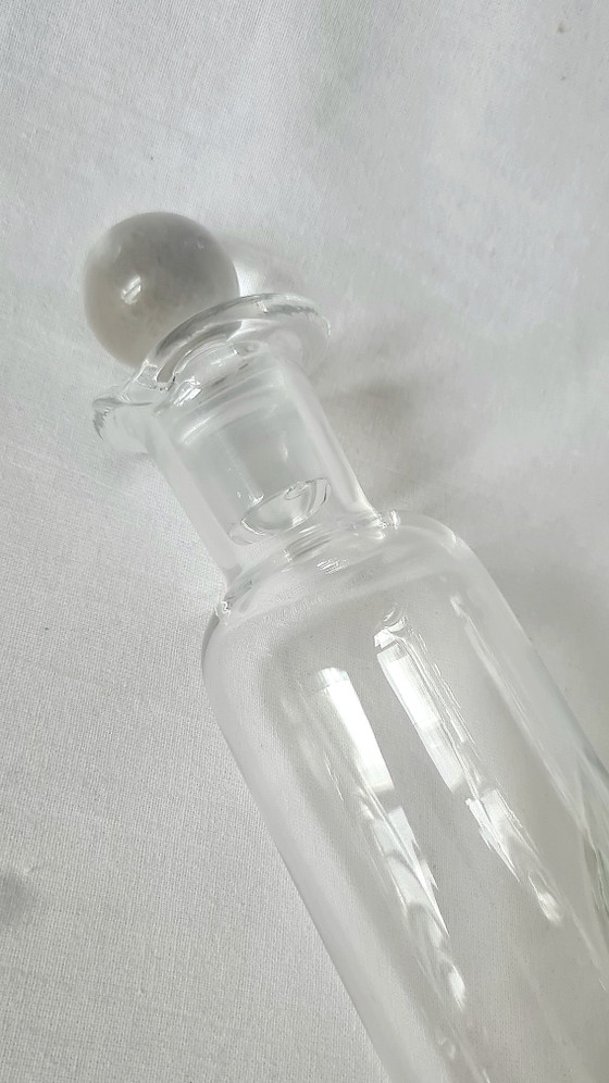 Vintage 2 Eleganti Caraffe in Vetro 31 / 27,5 cm Ottime Condizioni – Bicchieri e caraffe, Glass (photo 7 of 15)