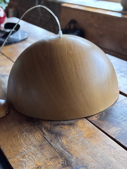 Metal pendant lamp with teak wood look