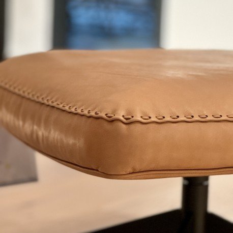 Image 1 of swivel and pouf DS-31