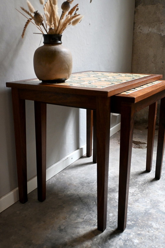 Image 1 of Set van 2 Deens Design Nesttafels Mimiset met Tegeltableau ingelegd