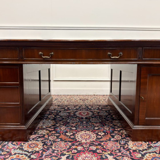 Scrivania da partner classica inglese molto grande – Scrivanie, Leather, Wood (photo 10 of 19)