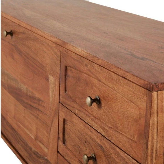 Image 1 of Aparador de madera maciza de mango