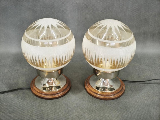 Paar italienischer Tischlampen aus geätztem Glas, Chrom und Holz, 1950er Jahre – Metal (photo 7 of 9)