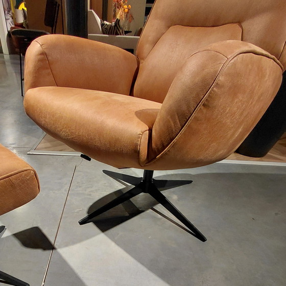 Image 1 of Sillón reclinable XOOON Capri con otomana