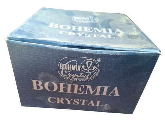 Image 1 of Cenicero de cristal bohemio: elegante e impresionante (3 kg)