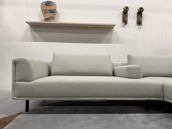 Image 1 of Sofá esquinero Eyye Dura Lounge con puf de tela Milton Spirit