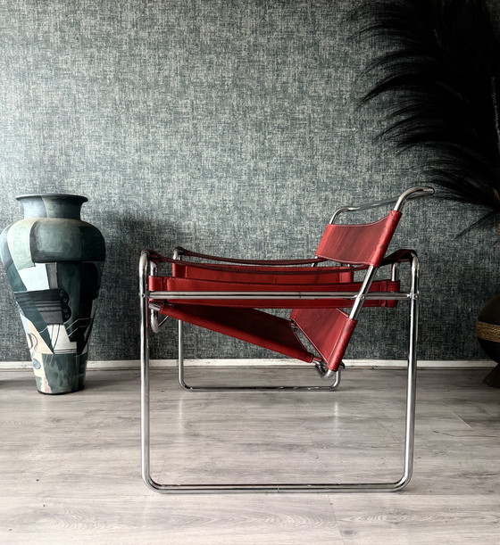 Image 1 of Fauteuil Wassily vintage de Marcel Breuer pour Fasem, cuir rouge bordeaux
