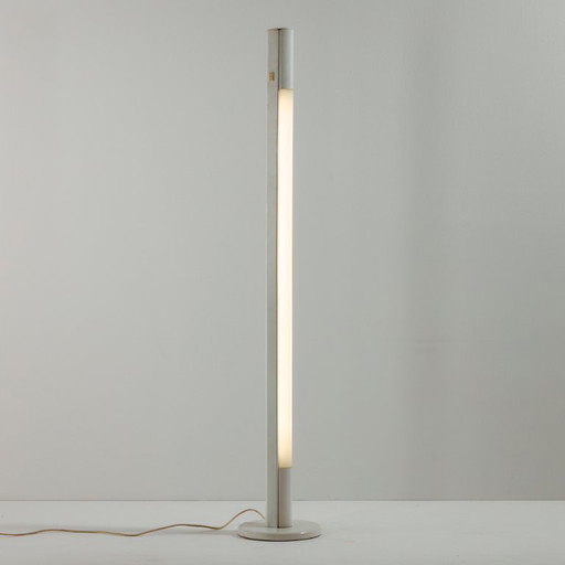 MK11191 Metalen vloerlamp