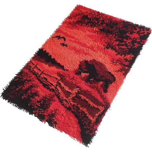 Tapis scandinave en laine mélangée rouge et rose - années 1970