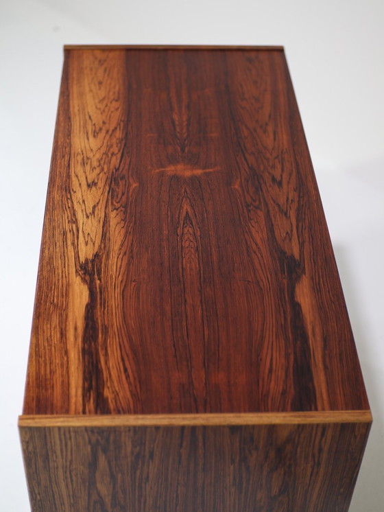 Image 1 of Mobiletto vintage danese in palissandro con ante scorrevoli e cassetto