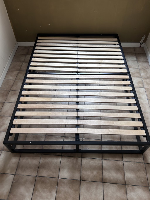 Minimalist steel bedframe
