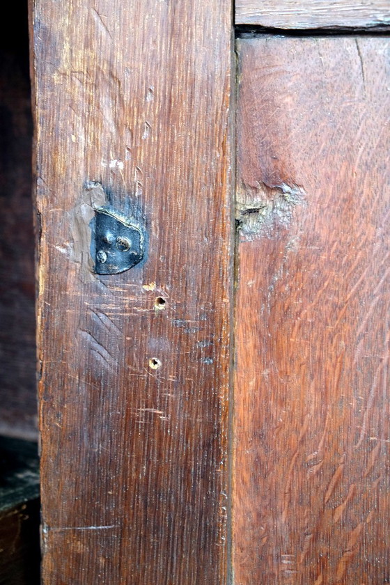 Image 1 of Gelderse Kussenkast, 17de eeuw, eikenhout. 