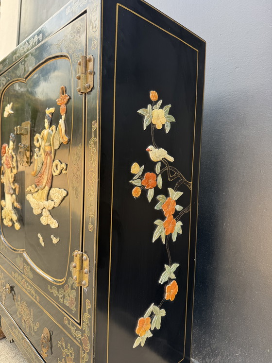 Vintage Tianjin gelakte Chinese meubels – High boards, Wood, Stone (photo 4 of 15)