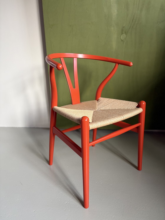 Image 1 of Carl Hansen CH24 Wishbone chair orange
