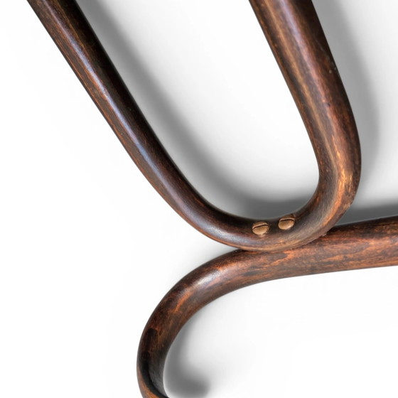 Repose-pieds en bois courbé et cannage Modèle 7001 par Michael Thonet pour Thonet / Années 1930 (photo 5 of 13)