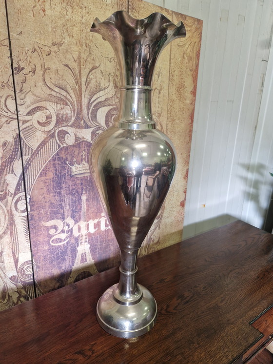 Image 1 of Grande vaso di ferro antico 76