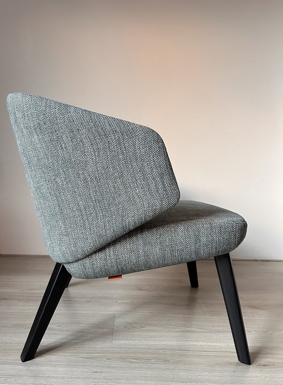 Image 1 of Montis Back Me Up lounge armchair