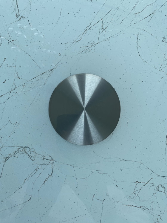 Image 1 of Leolux glazen tafel